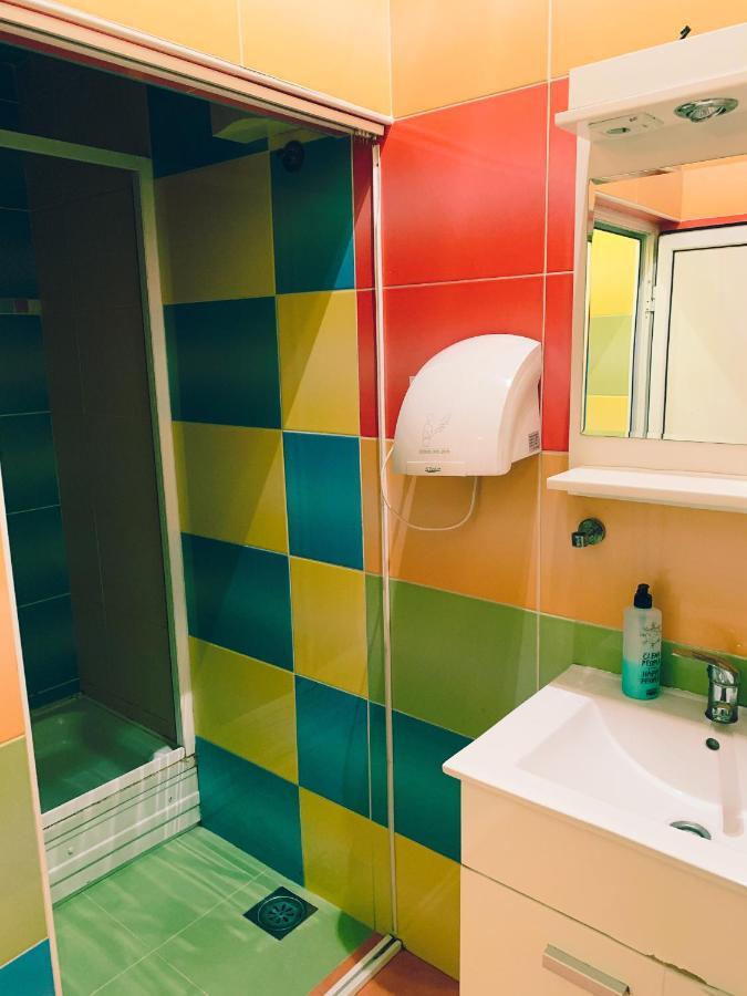 Pop Art Vandrehjem Beograd Eksteriør billede