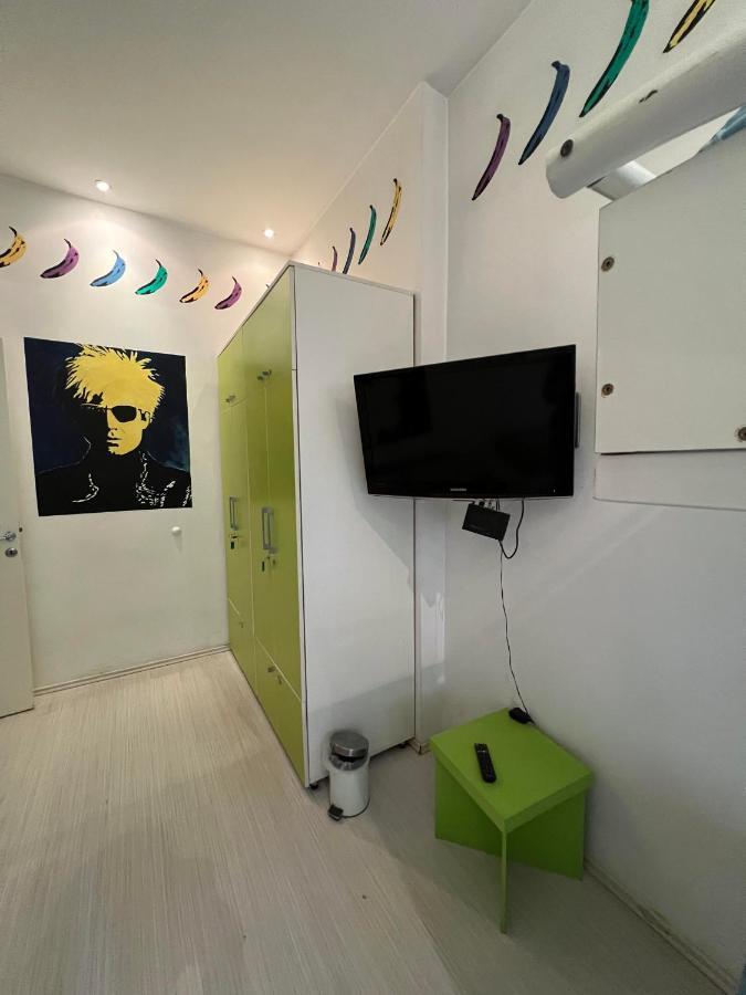 Pop Art Vandrehjem Beograd Eksteriør billede